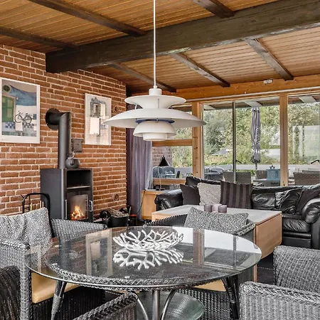 Semesterbostad 3 Bedroom Lovely In Sydals