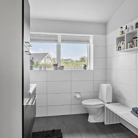 Semesterbostad 3 Bedroom Lovely In Sydals